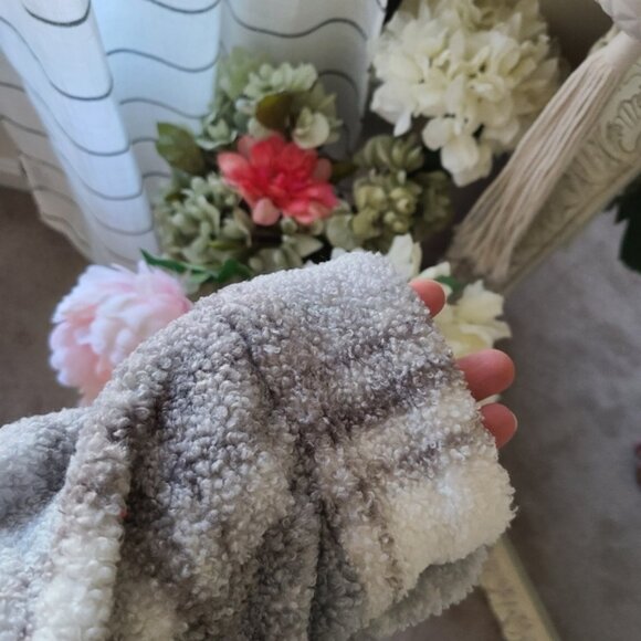 Abercrombie plaid sherpa shirt jacket large - Picture 11 of 16